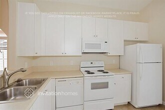 2110 NE 37th Rd in Homestead, FL - Building Photo - Building Photo