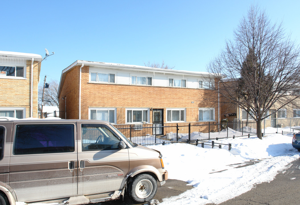 3025 Prairie St in Franklin Park, IL - Building Photo