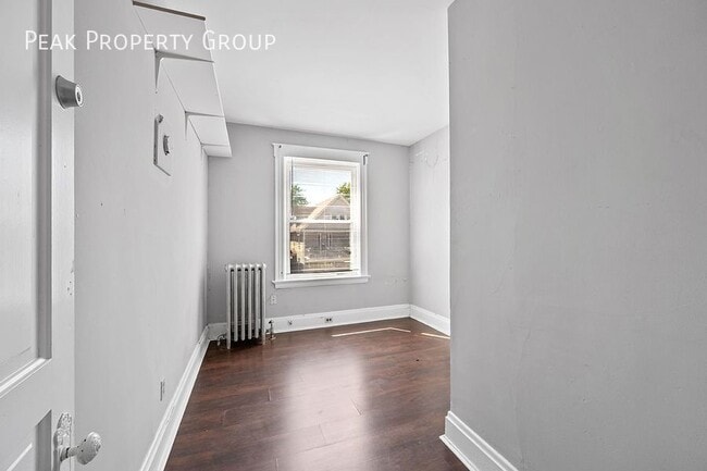 2356 Stratford Ave in Cincinnati, OH - Building Photo - Building Photo