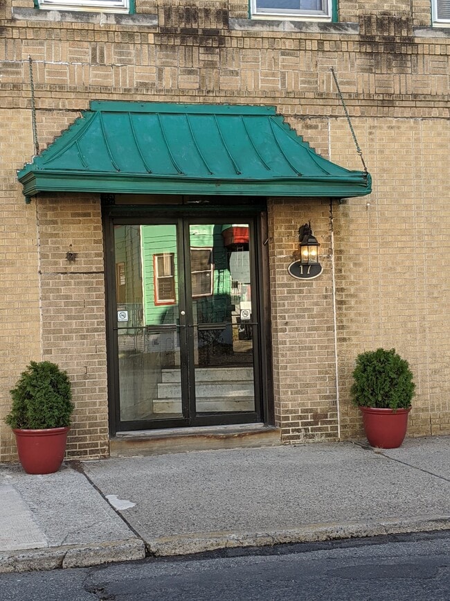 property at 17-19-19 Dodd St