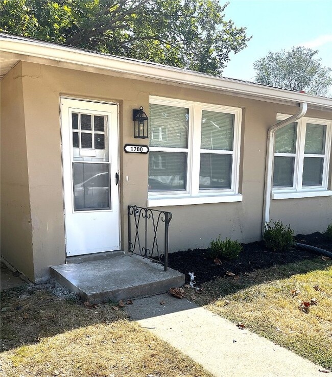 property at 1200 Yale Ave