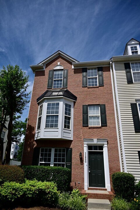 11850 Chelton Ridge Ln in Charlotte, NC - Building Photo