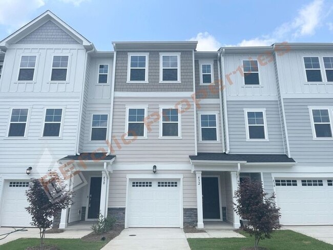 property at 432 Deercroft Dr