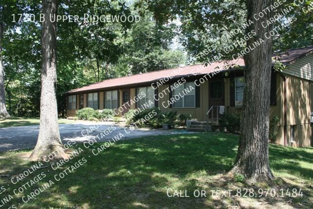 property at 1730 Upper Ridgewood Blvd