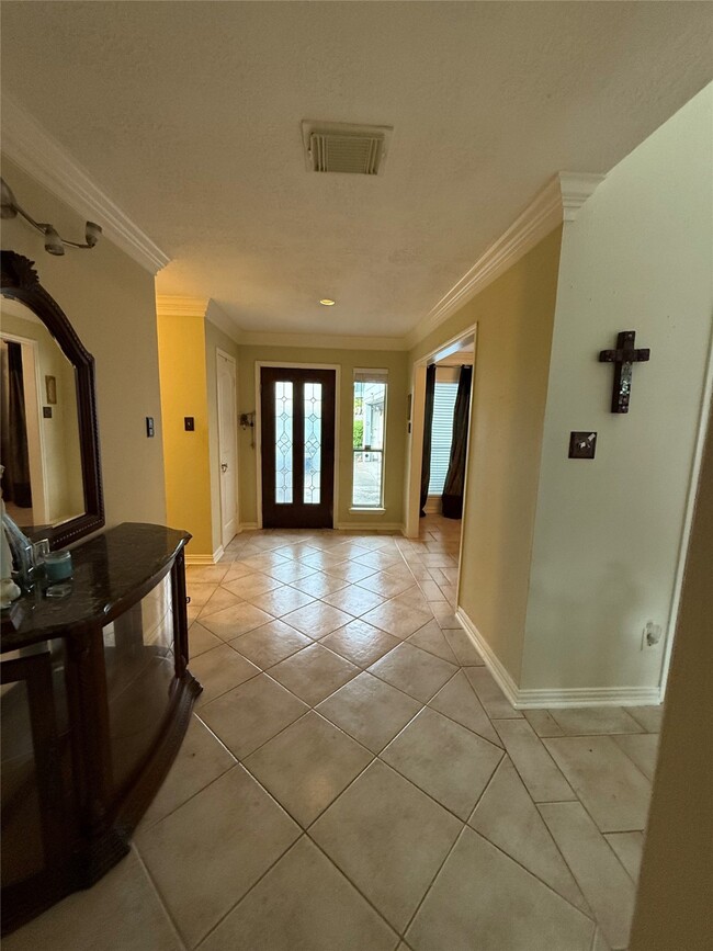 2902 Arrowhead Dr in Sugar Land, TX - Building Photo - Building Photo