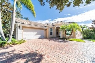4908 Grassleaf Dr in Palm Beach Gardens, FL - Building Photo