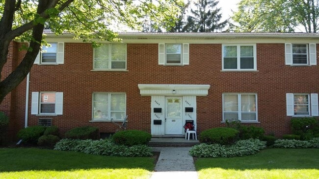 property at 6849 Country Ln