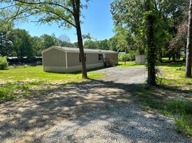 713 Vandevender Dr in Pearl, MS - Building Photo