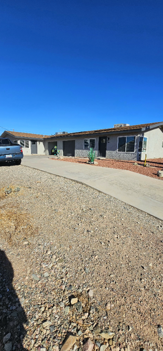 3471 Iroquois Dr in Lake Havasu City, AZ - Building Photo