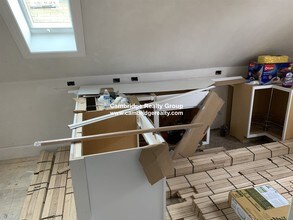 343 Beacon St-Unit -Apt 3 in Somerville, MA - Building Photo - Building Photo