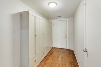2743 N Wayne Ave in Chicago, IL - Building Photo - Building Photo