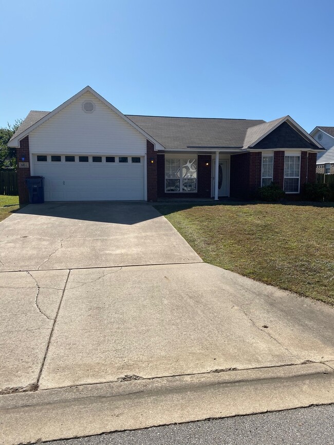 property at 604 Chateau Dr