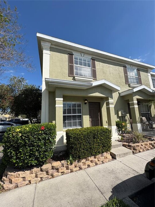 8502 Gablebend Way in Tampa, FL - Building Photo