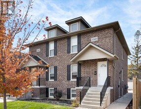 3340 Bloomfield Rd in Windsor, ON - Building Photo - Building Photo