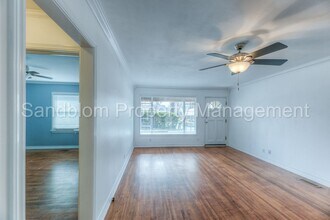 1403 E 49th Pl in Tulsa, OK - Building Photo - Building Photo