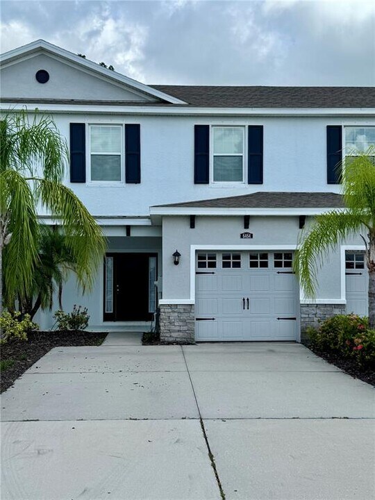 6464 Boxgrove Dr in Sarasota, FL - Building Photo