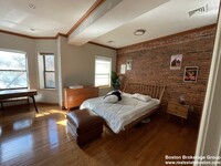 71 Gainsborough St, Unit 201 in Boston, MA - Building Photo - Building Photo