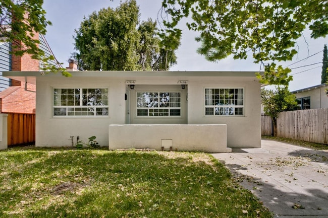 21214 Montgomery Ave in Hayward, CA - Building Photo - Building Photo