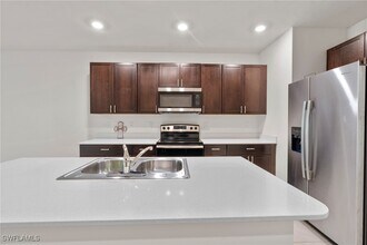 15535 Wildflower Cir in Naples, FL - Building Photo - Building Photo