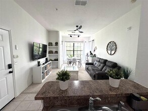 6137 Metrowest Blvd-Unit -304 in Orlando, FL - Building Photo - Building Photo