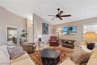 13235 Sherburne Cir in Bonita Springs, FL - Building Photo - Building Photo