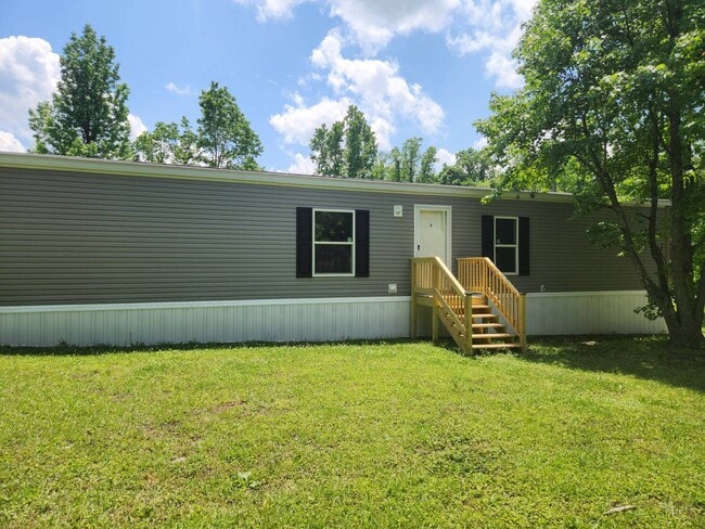730 Three Bridges Estates Cir in Jacksonville, NC - Building Photo - Building Photo