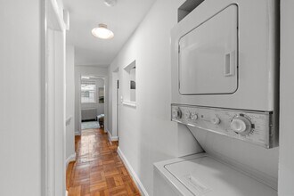 1700 Dewitt Ave in Alexandria, VA - Building Photo - Building Photo