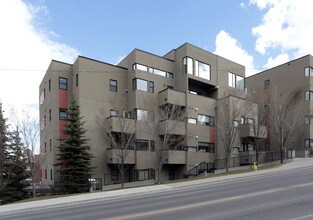 1818 14th St SW in Calgary, AB - Building Photo - Building Photo