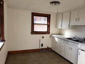 508 S Blackhawk Ave in Freeport, IL - Building Photo - Building Photo