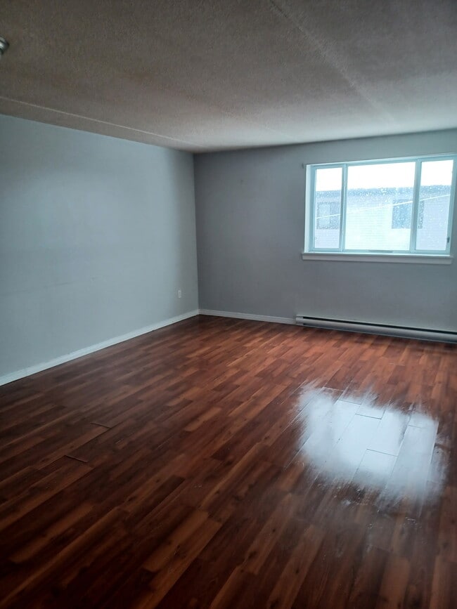 property at 5 Spring St