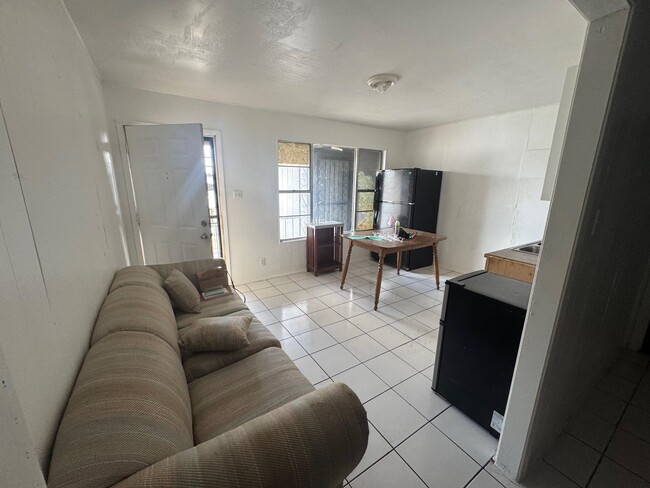 520 Hidalgo St in Laredo, TX - Building Photo - Building Photo