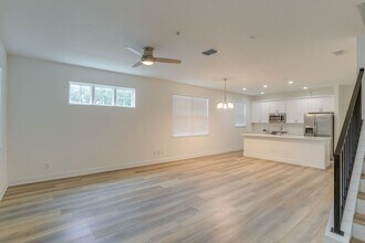 1401 E Michigan St in Orlando, FL - Building Photo - Building Photo