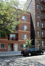 Roosevelt Terrace in Jackson Heights, NY - Building Photo - Building Photo