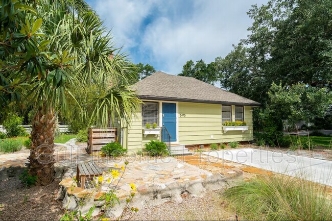 2475 Alameda Avenue in Sarasota, FL - Building Photo - Building Photo