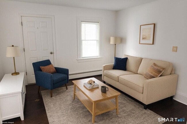 16 Dean St in Stamford, CT - Building Photo - Building Photo