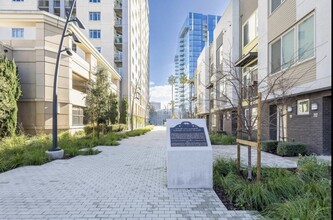 182 Velocity Way in San Jose, CA - Building Photo - Building Photo