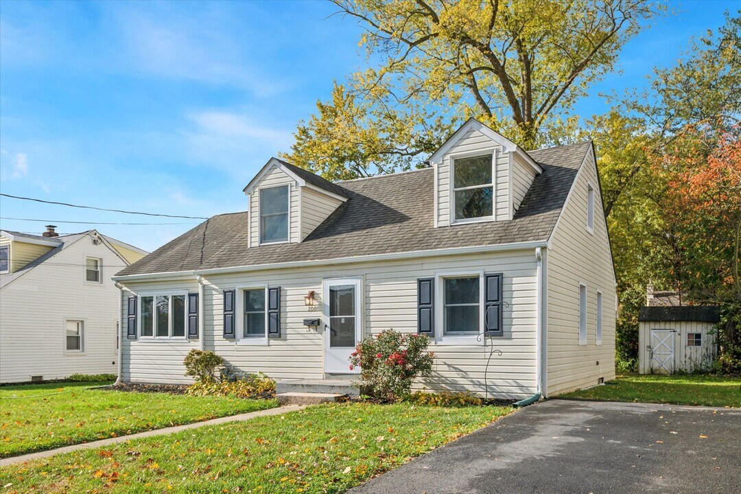 206 Decalb Ave in Wilmington, DE - Building Photo