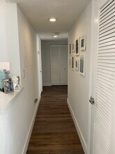 13718 SW 90th Ave in Miami, FL - Building Photo - Building Photo