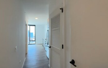 180 N Aberdeen St in Chicago, IL - Building Photo - Building Photo