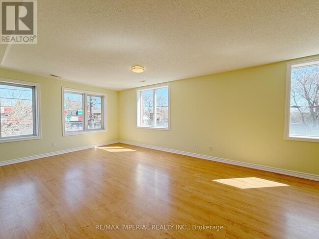 621A The Queensway in Toronto, ON - Building Photo - Building Photo