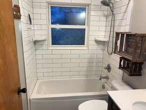 10522 Baker Pl in Crown Point, IN - Foto de edificio - Building Photo