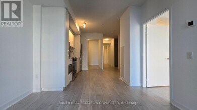 260 Malta Ave. in Brampton, ON - Building Photo - Building Photo