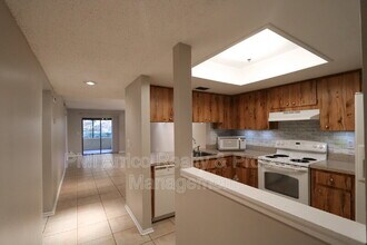 4957 Puritan Cir in Tampa, FL - Building Photo - Building Photo