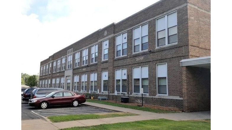 Pioneer Apartments in St. Paul Park, MN - Building Photo