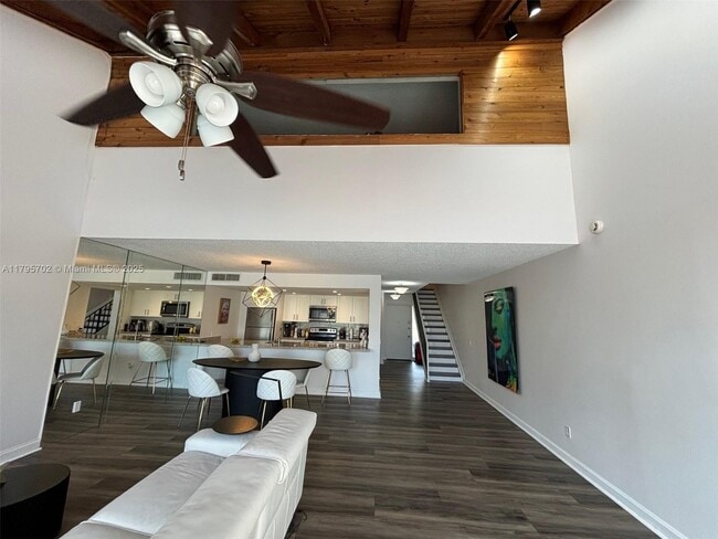 property at 10850 S Golfview Dr