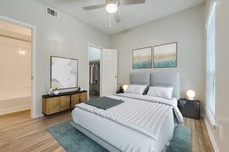Foxborough Apartments in Irving, TX - Building Photo - Building Photo