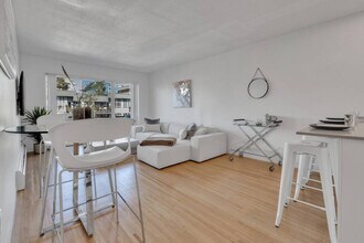 1550 W 11th Ave in Vancouver, BC - Building Photo - Building Photo