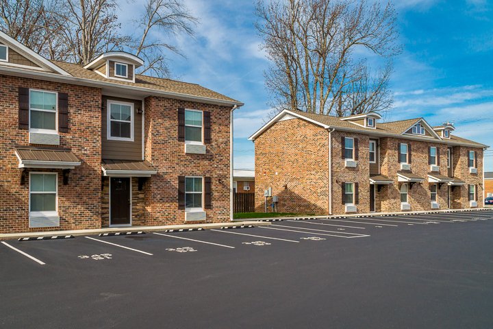 350 W 8th St in Cookeville, TN - Building Photo