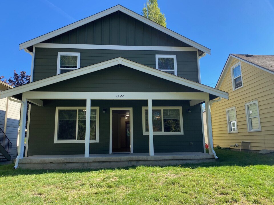 1422 Lincoln St in Bellingham, WA - Building Photo