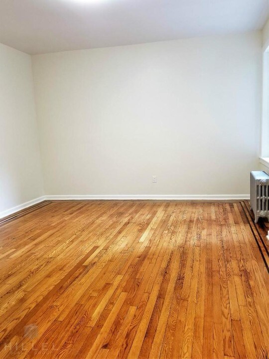 35-45 81st St in Queens, NY - Building Photo
